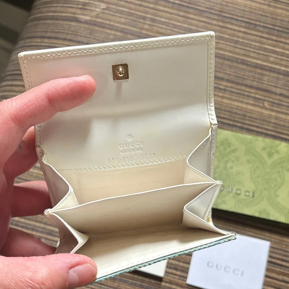 Gucci White and Light Blue Wallet - Picture 4 of 6